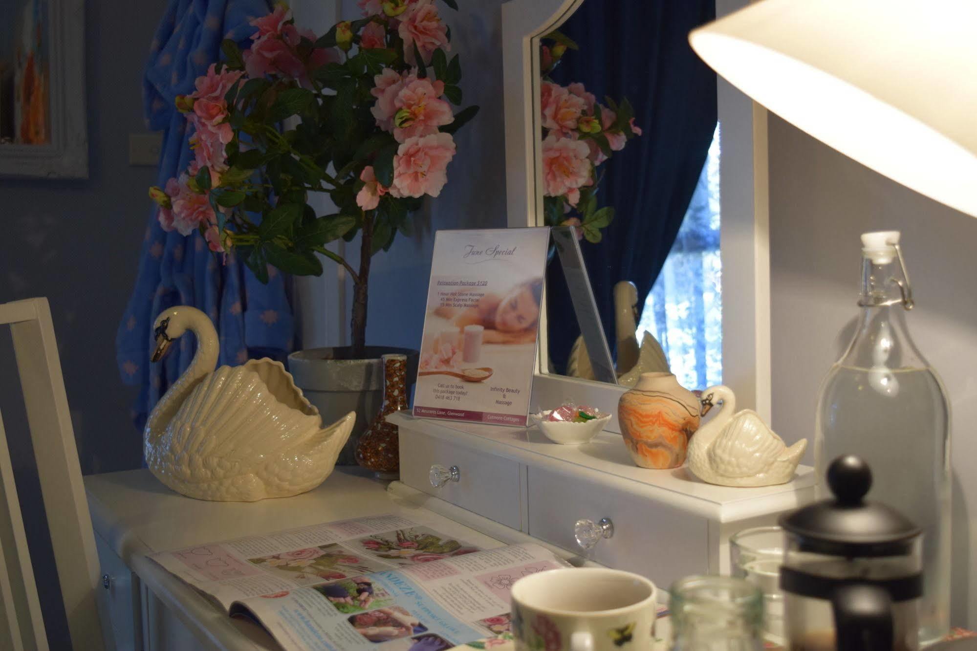 Cutmore Cottages - Meurants Manor Stanhope Gardens 外观 照片